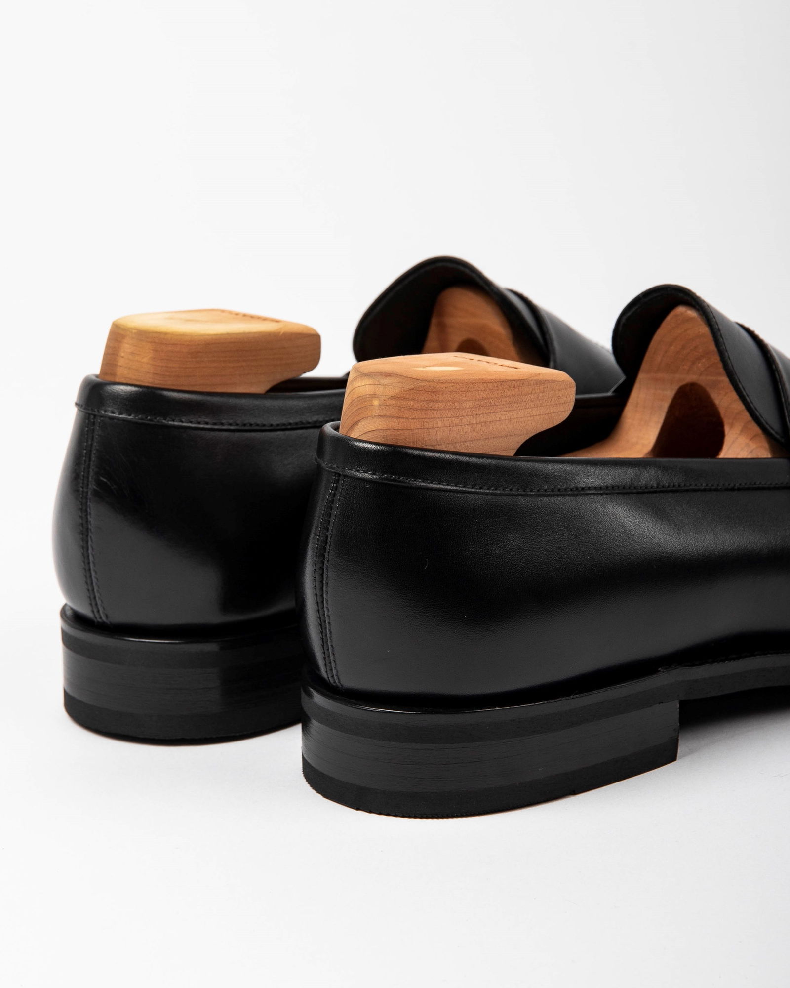 Penny Loafer Boxcalf Rubber Sole Black - Loafers - Cavour