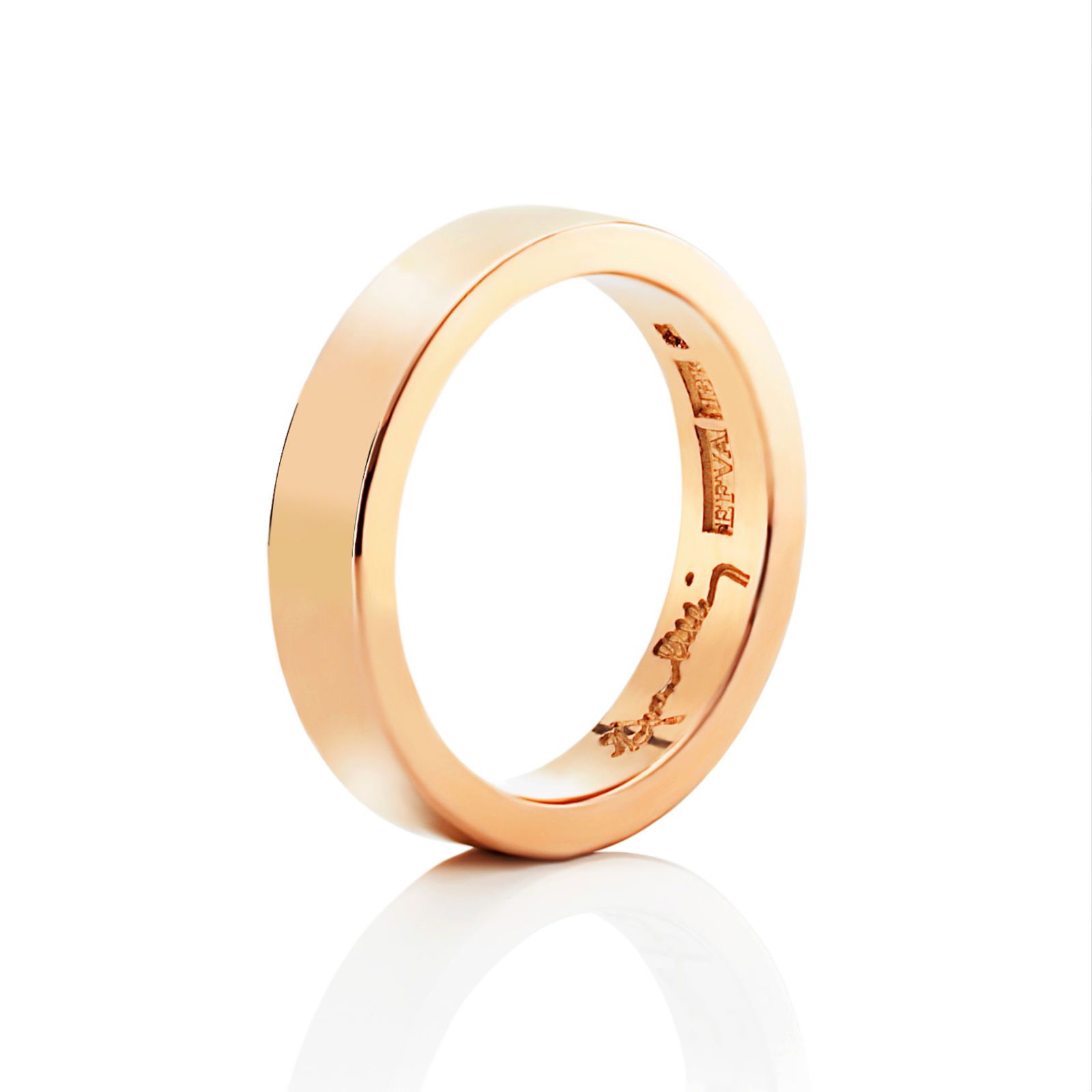 Efva Attling 4½ Ring 18.00 – GULD