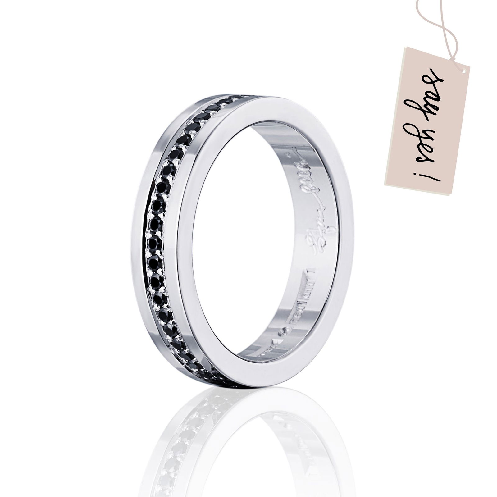 Efva Attling 4&frac12; & Black Stars Ring 20.00 - HYRA RING: SILVER