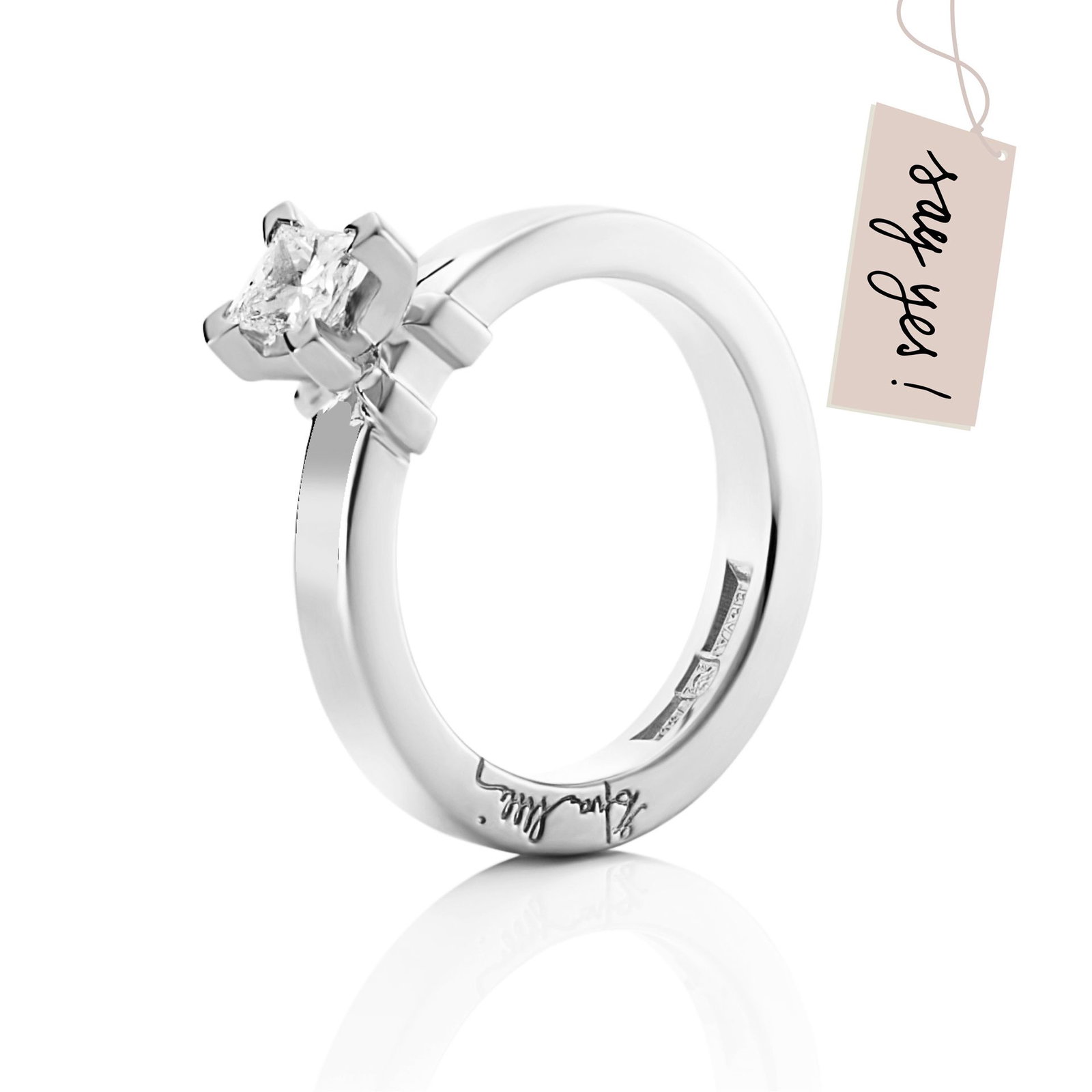 Efva Attling Dolce Vita Princess Ring 0.40 ct 17.50 - HYRA RING: SILVER