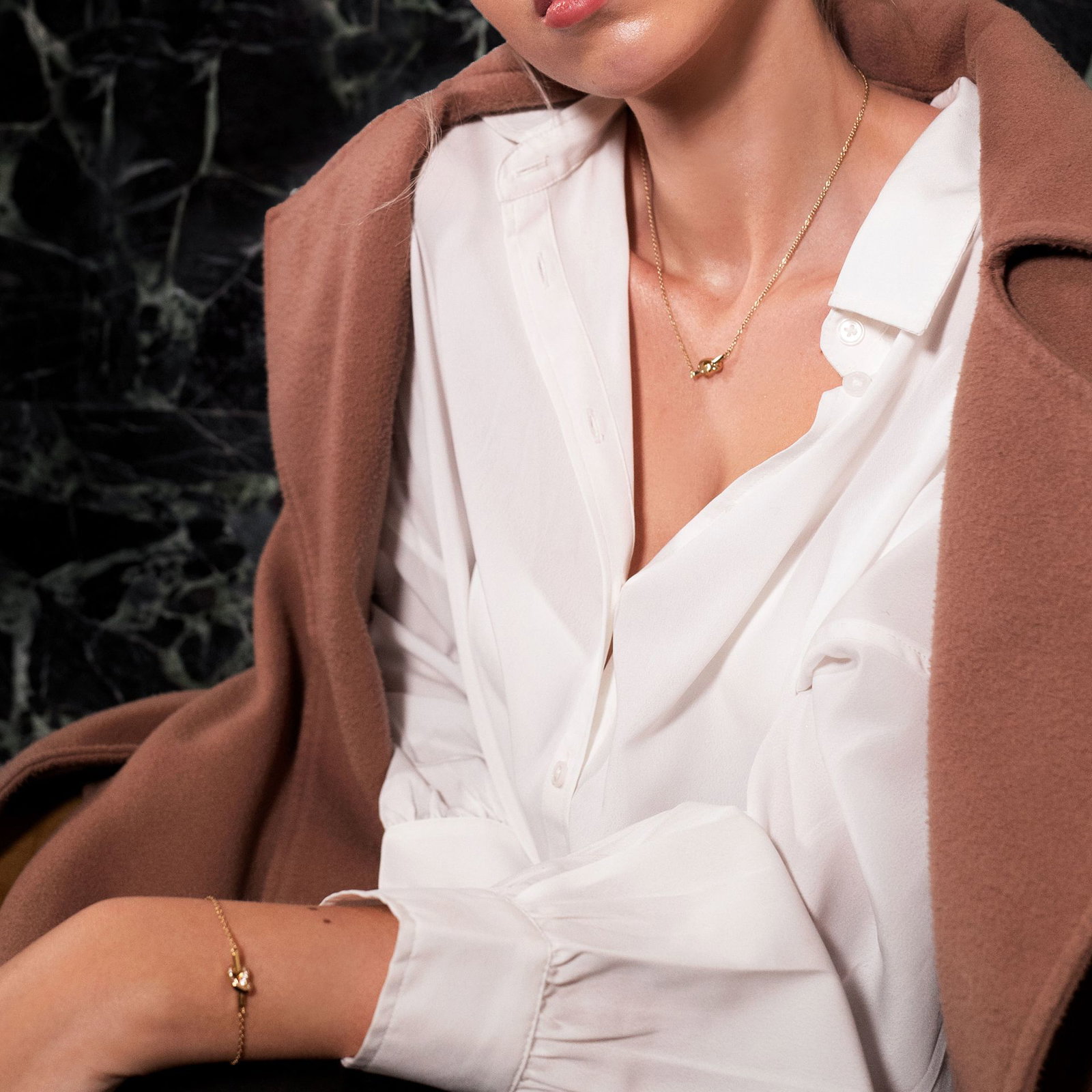 Love Knot Necklace bild 2