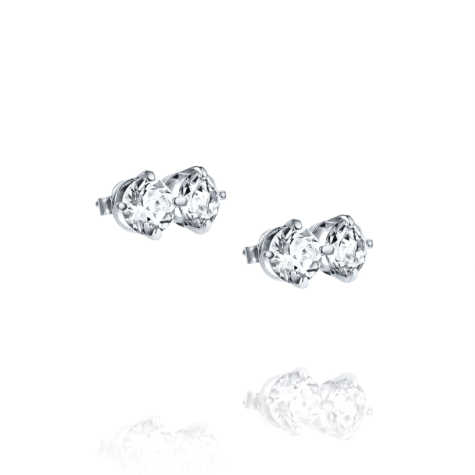 The Mountain & I Ear Crystal Quartz.