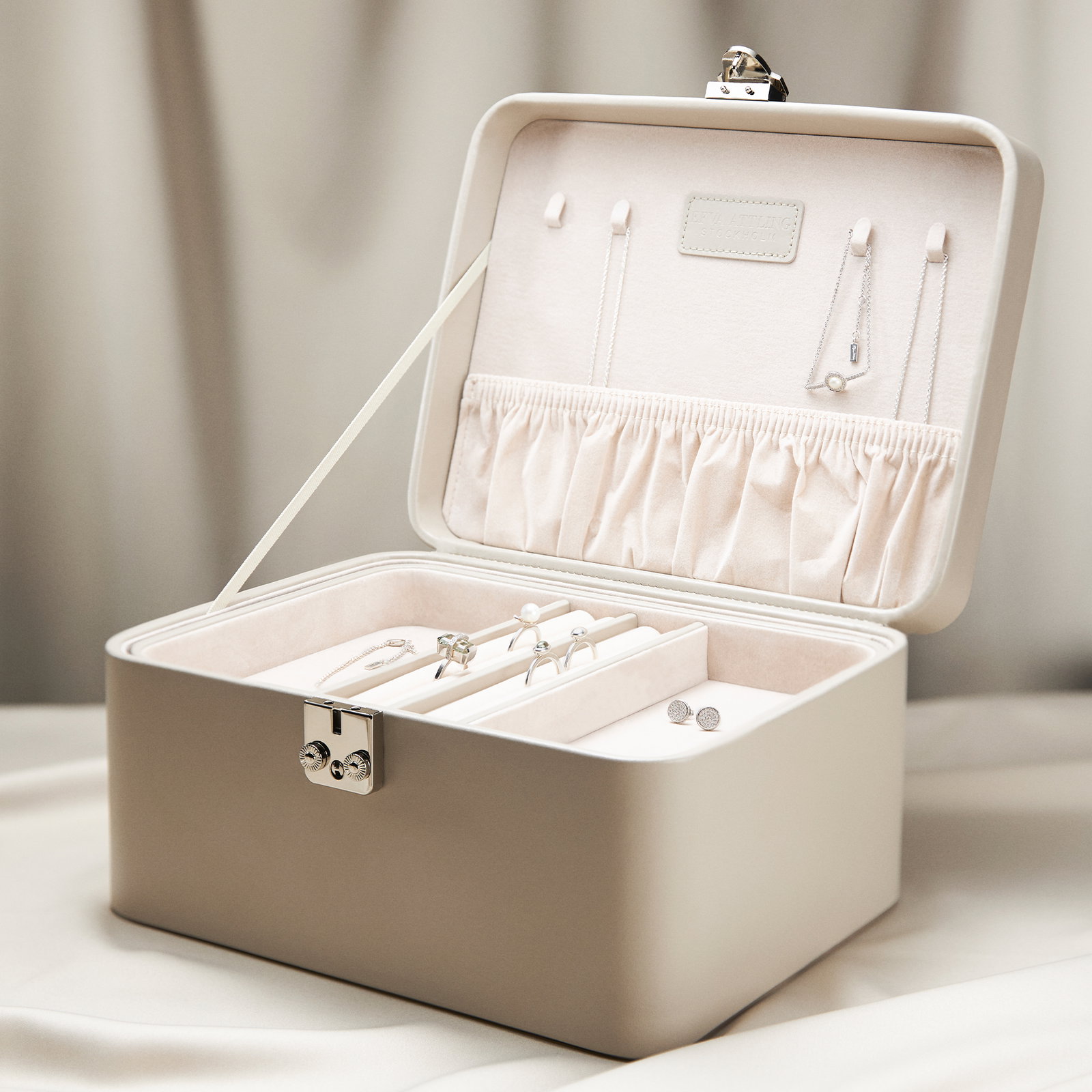 Efva Attling Treasure box large - taupe ONE SIZE - LÄDER