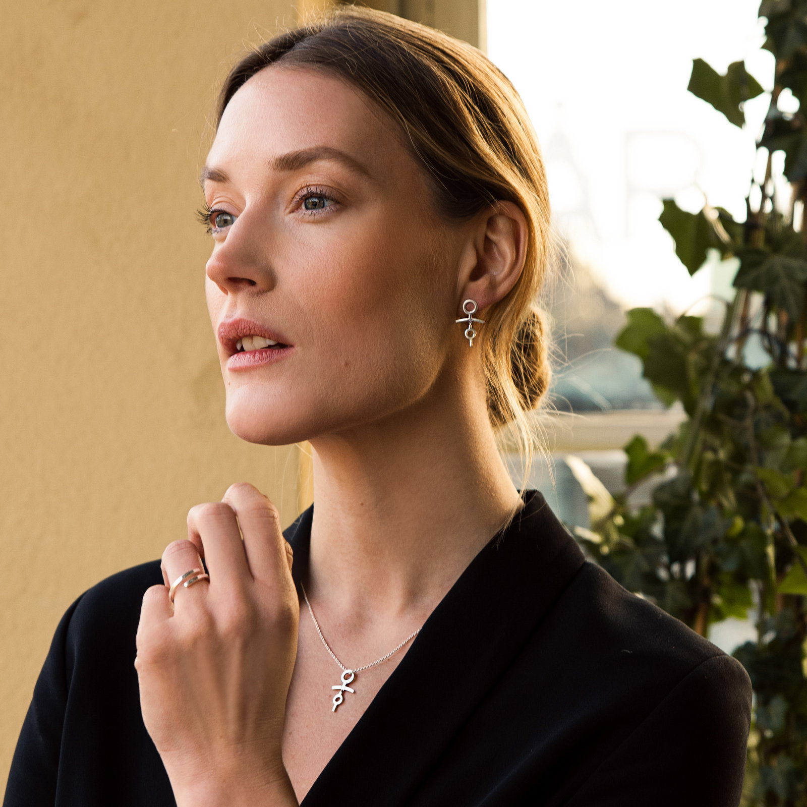 Little Feminine Pendant bild 2