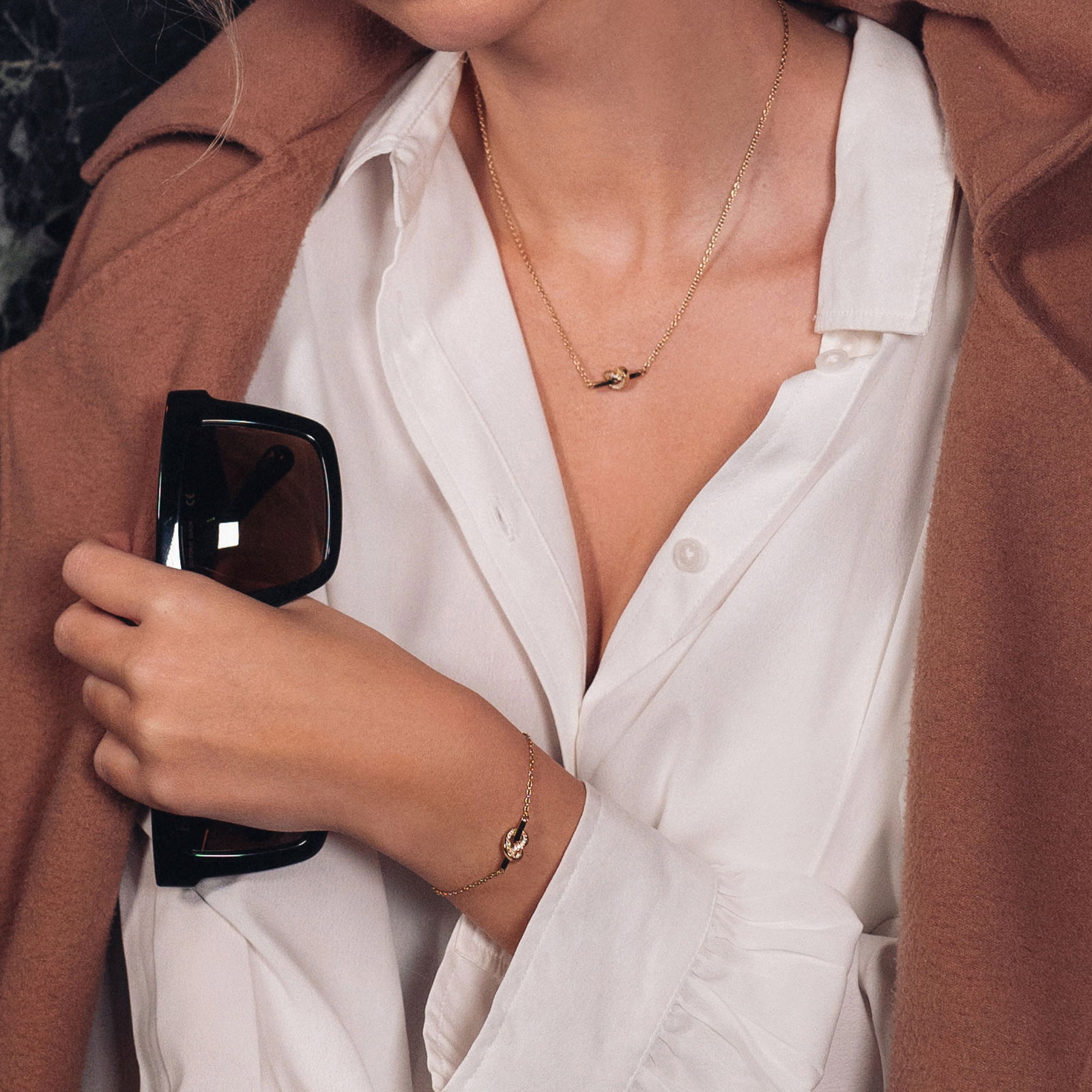 Love Knot & Stars Necklace bild 2