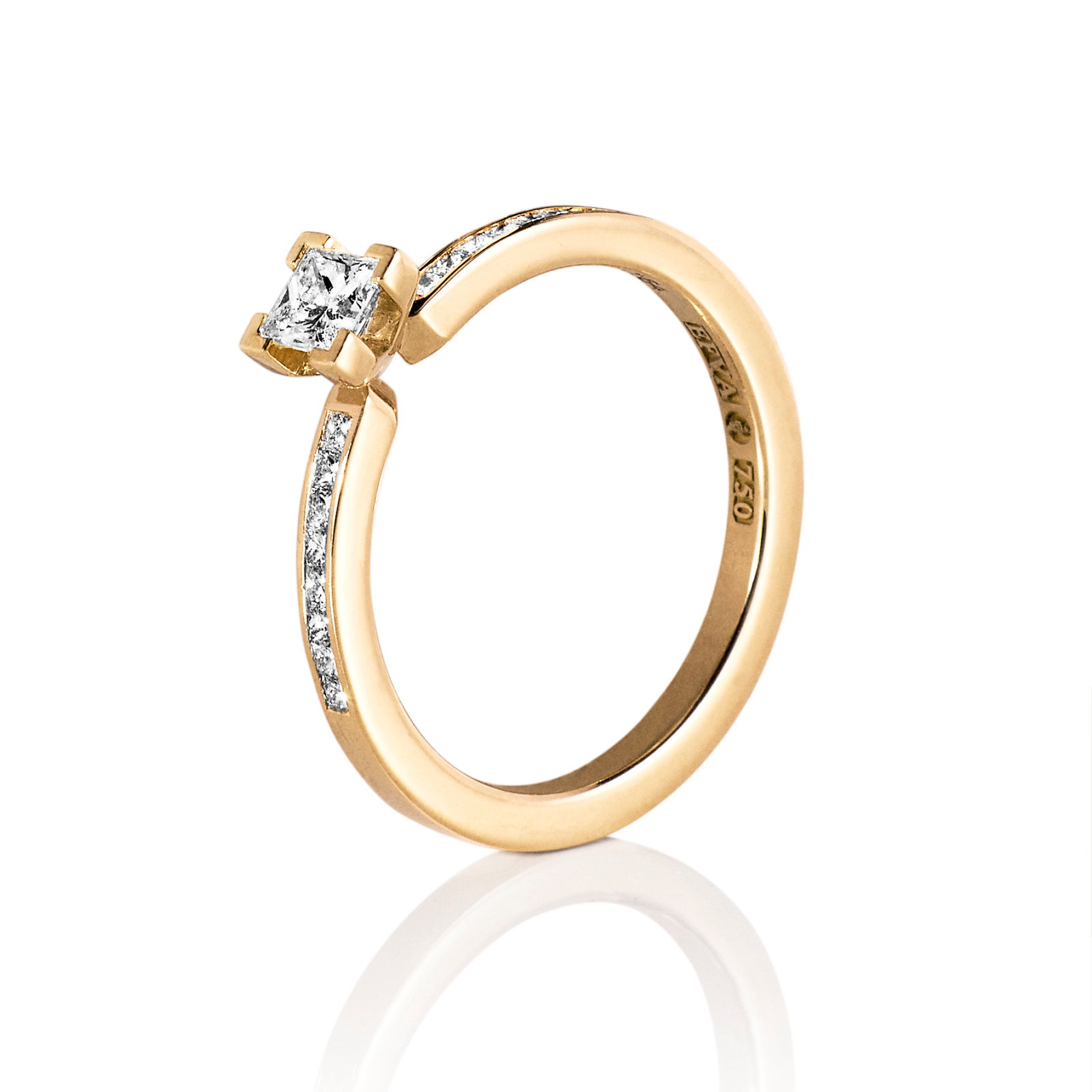 Efva Attling Pop Star Ring 0.30 ct 22.00 - GULD