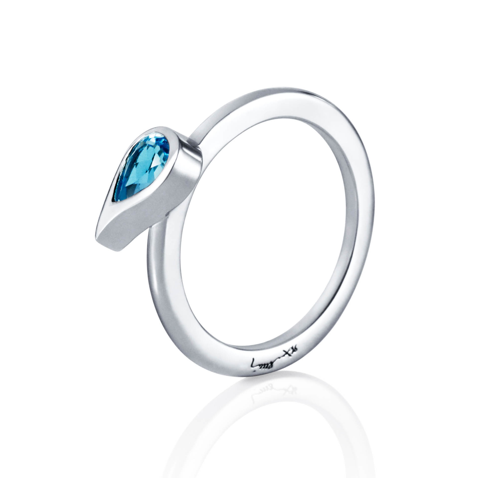 Efva Attling Sparkle Of Life Ring - Blue Topaz 18.00 - SILVER