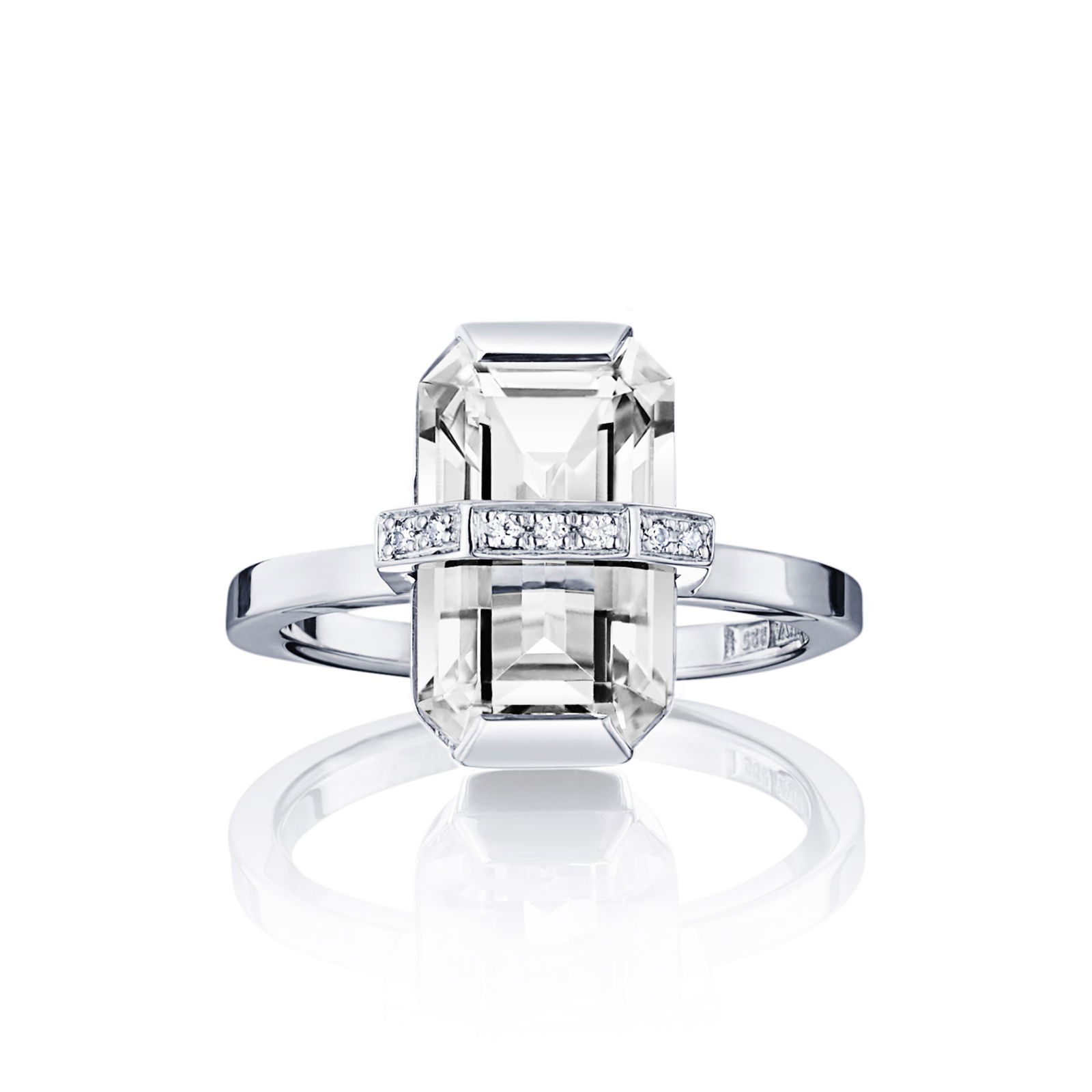 Alternativ bild 0 för Little Bend Over - Crystal Quartz Ring Vitguld 15.00 mm